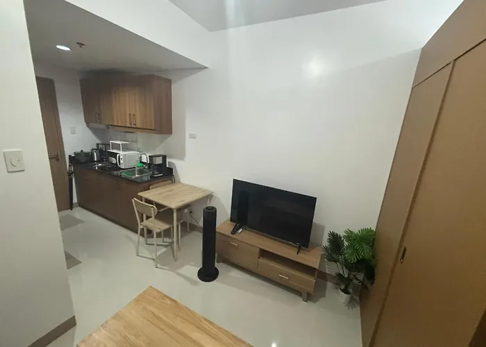 The Hive At The Lush Residences In Makati Apartment
