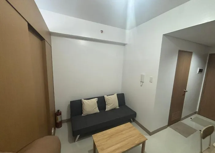 The Hive At The Lush Residences In Makati Apartment
